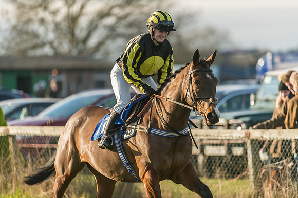 Race 4 - Novice riders (12 of 147)