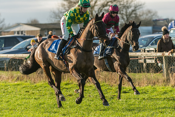 Race 4 - Novice riders (24 of 147)