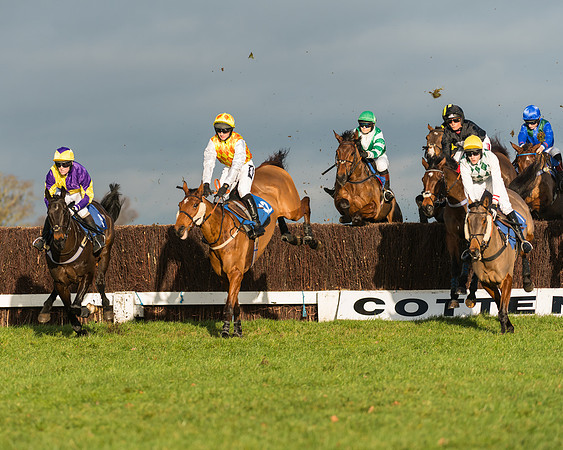 Race 4 - Novice riders (40 of 147)
