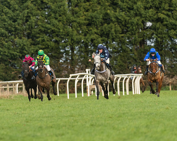 Race 4 - Novice riders (107 of 147)