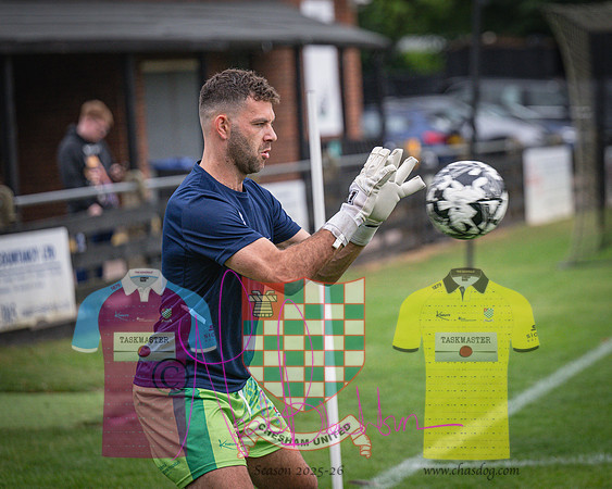 Royston Town 2 v 2 Chesham United (5 of 341)