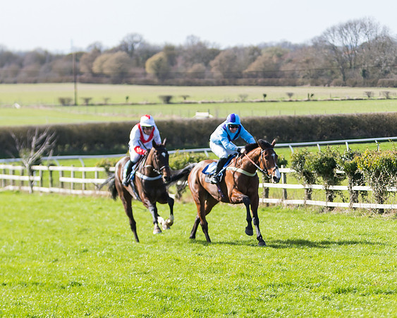 Race 1 - Open Maiden Div 1  (7 of 39)