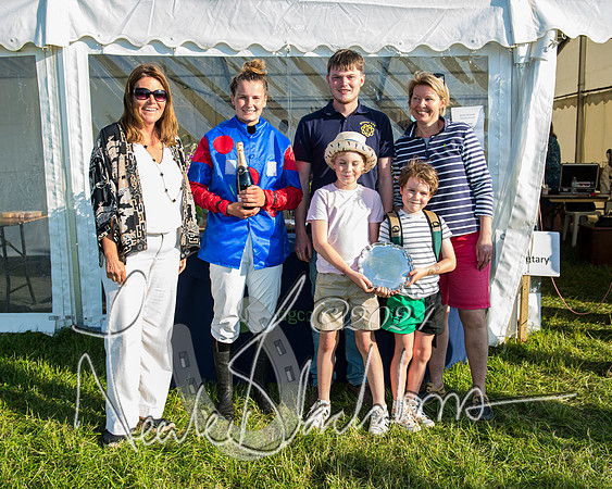 Race 7 - Veteran Horse (240 of 246)