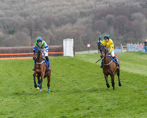 Race 1 - Confined (18 of 77)