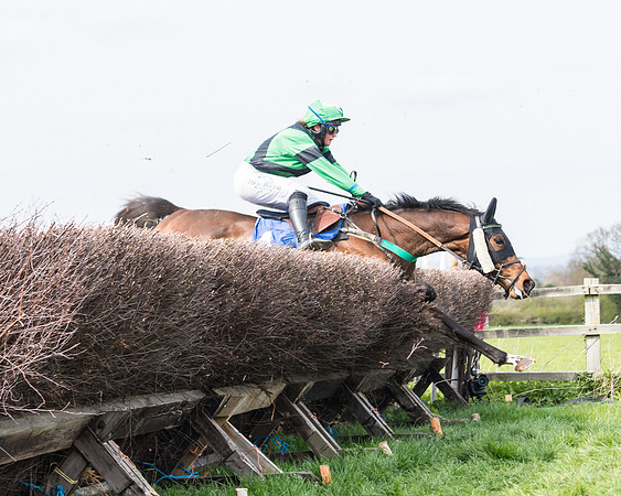 Race 1 - Confined (45 of 77)