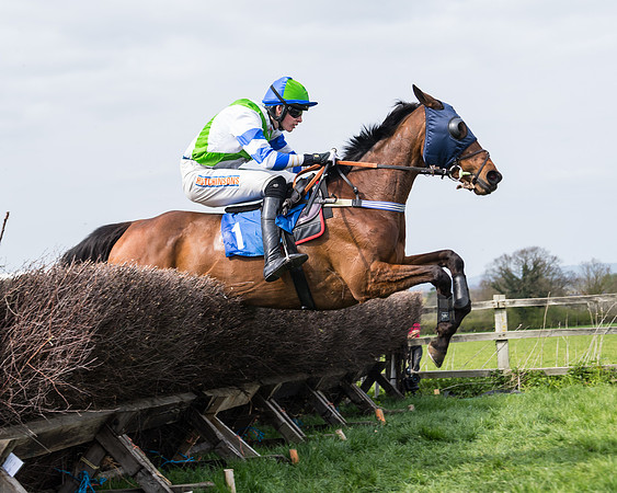 Race 1 - Confined (47 of 77)