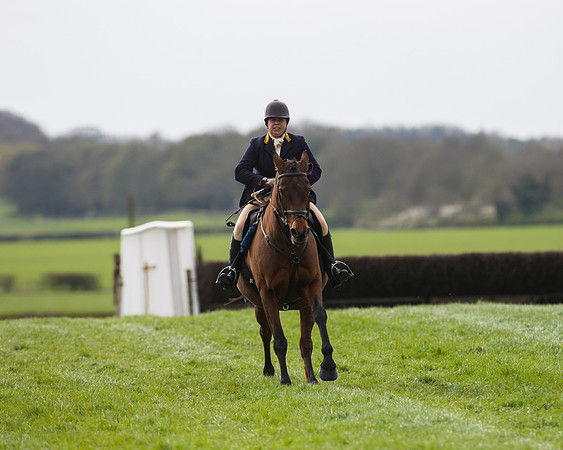 Race 3 - 4,5,6 Yr old Maiden (24 of 84)