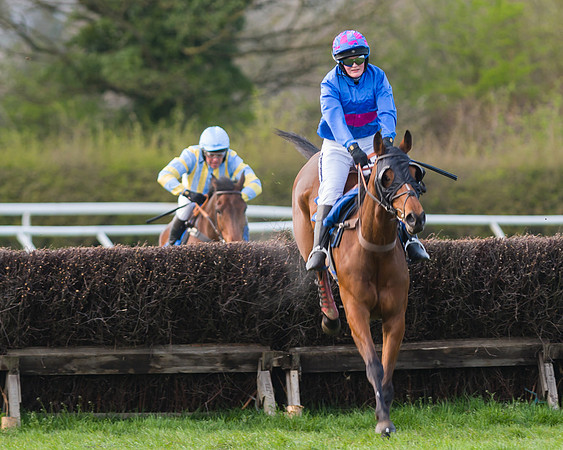 Race 6 - Open Maiden (32 of 64)