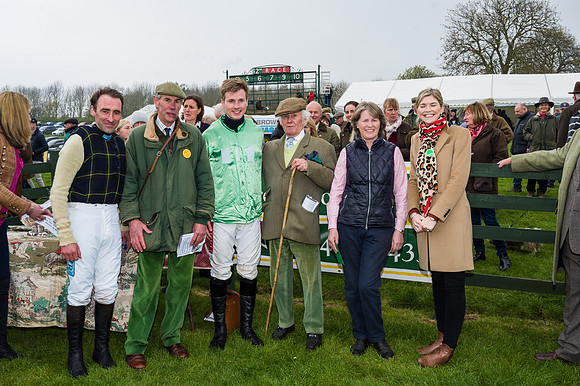 Race 1 - Hunt Members (101 of 102)