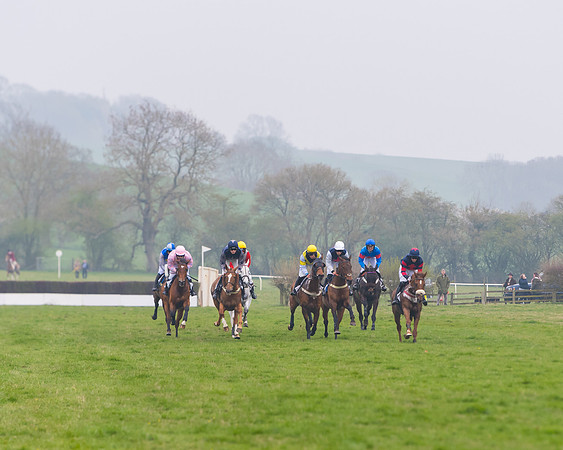 Race 7 - Conditions 8 and over (136 of 236)