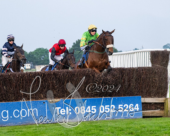 Race 5 - Peter Wright Handicap (46 of 117)