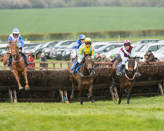 Race 2 - Mares Maiden (10 of 65)