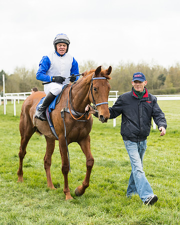 Race 2 - Mares Maiden (55 of 65)