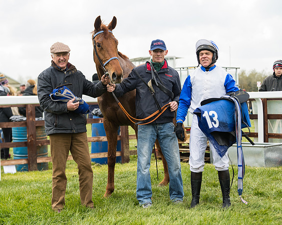 Race 2 - Mares Maiden (59 of 65)