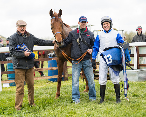 Race 2 - Mares Maiden (61 of 65)