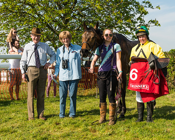 Race 4 - Ladies Open winners enclosure (1 of 8)