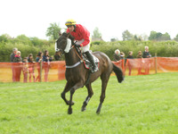 Kimblewick at Kimble Restricted Race