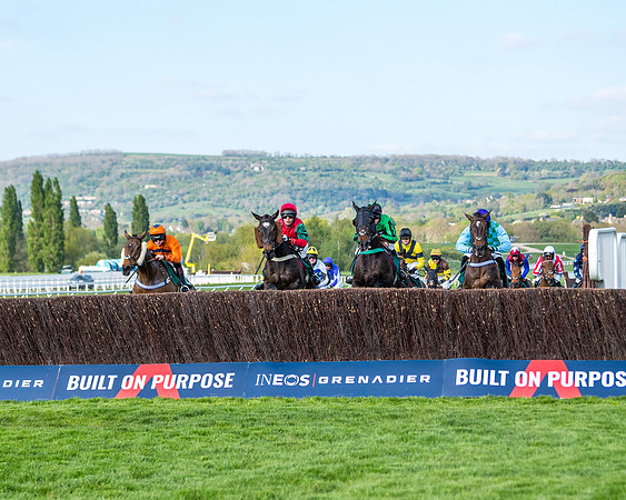 Race 2  -  Intermediate Point to Point Hunters' Steeple Chase (82 of 277)