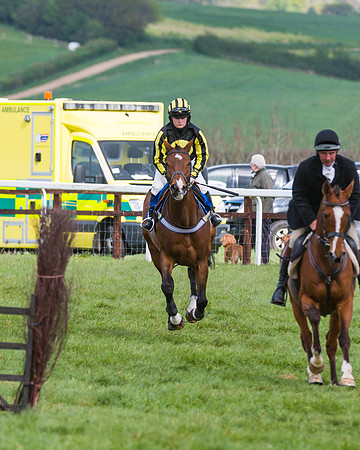 Race 4 - Novice Riders  (10 of 175)