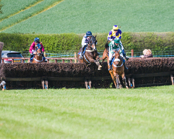 Race 4 - Novice Riders  (98 of 175)