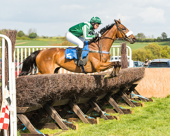 Race 4 - Novice Riders  (105 of 175)