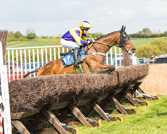 Race 4 - Novice Riders  (111 of 175)