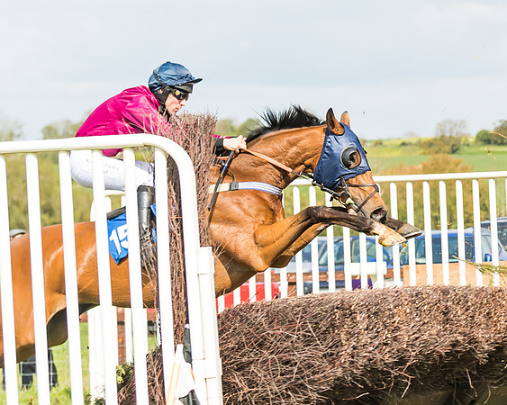 Race 4 - Novice Riders  (113 of 175)-2