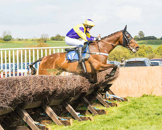 Race 4 - Novice Riders  (112 of 175)