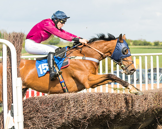 Race 4 - Novice Riders  (114 of 175)-2