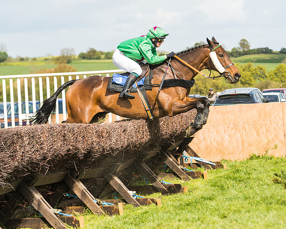 Race 4 - Novice Riders  (127 of 175)