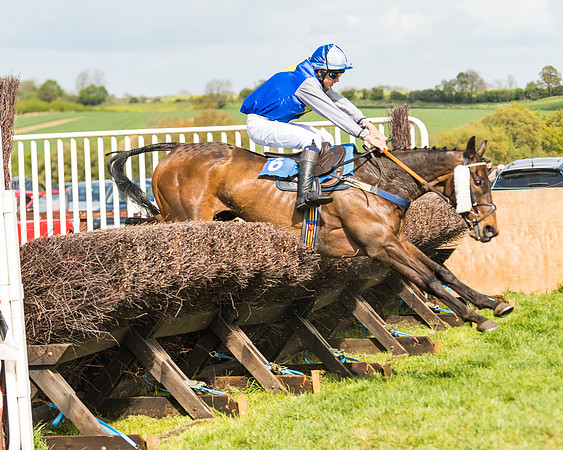 Race 4 - Novice Riders  (122 of 175)