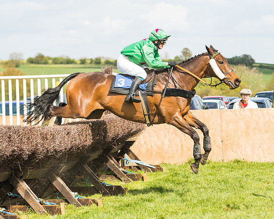 Race 4 - Novice Riders  (128 of 175)