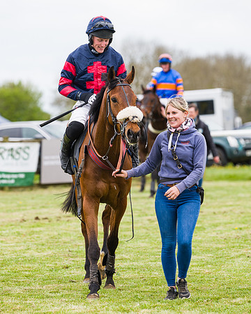 Race 2 - Young Horse Maiden (39 of 48)
