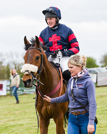 Race 2 - Young Horse Maiden (40 of 48)