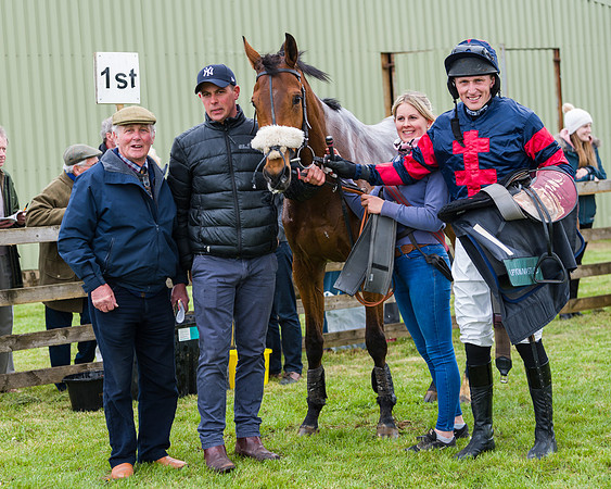 Race 2 - Young Horse Maiden (43 of 48)