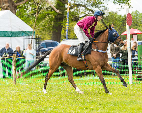 Race 1 - Novice and Veteran riders (4 of 61)