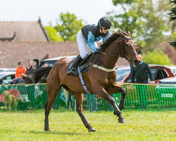 Race 1 - Novice and Veteran riders (32 of 61)