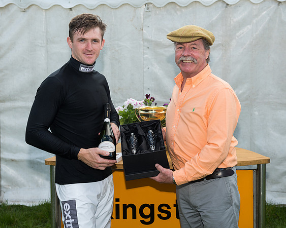 Race 4  - Mens Open [2m4f] (72 of 73)