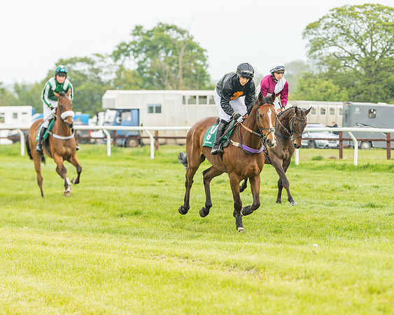 Race 4 - Novice RIders (5 of 184)