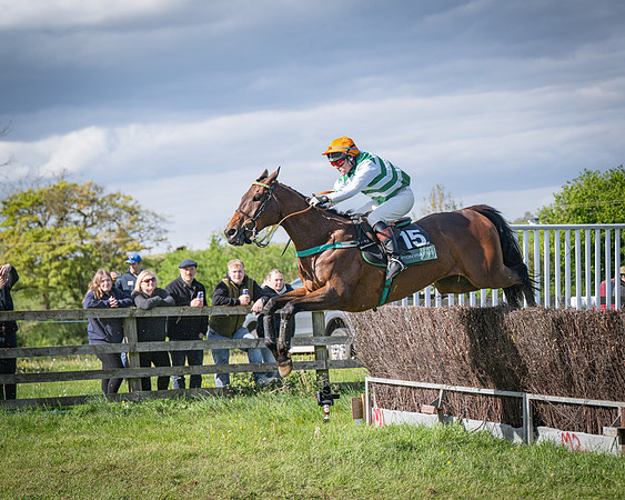 Race 5 - F N Pile and Sons PPORA Novice Riders (98 of 151)