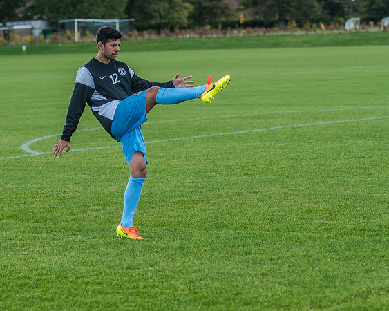 AFC Oaklands v Bengeo Trinity - Warm Up (5 of 109)