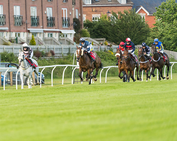 Race 4 - Skinners Ladies Open Final (41 of 106)