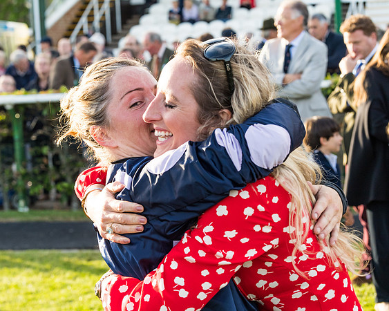 Race 4 - Skinners Ladies Open Final (104 of 106)