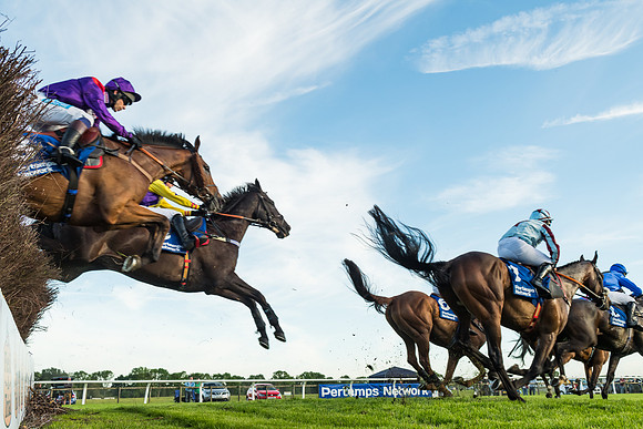 Race 5 - Pretemps Network Stratford Foxhunters (20 of 83)