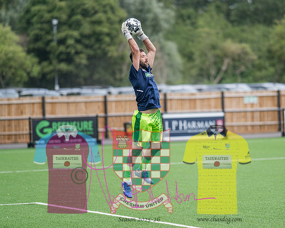 Uxbridge 3 - 9 Chesham United (17 of 356)