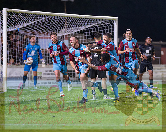 Chesham Utd 3 v 1 Chippenham Town (331 of 416)