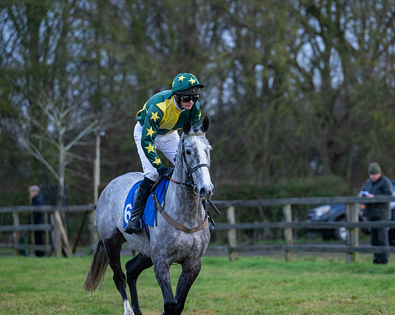 Race 7  -  The Maiden Conditions Race (37 of 190)