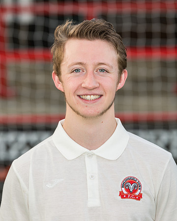 Dominic Burchett (1 of 4)