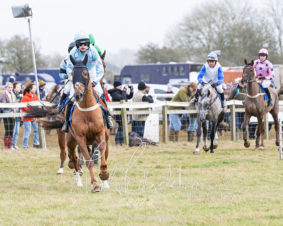 Race 6 - 4-5-6 Yr olds Maiden  (25 of 152)