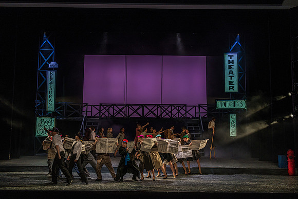 Guys and Dolls  (12 of 753)